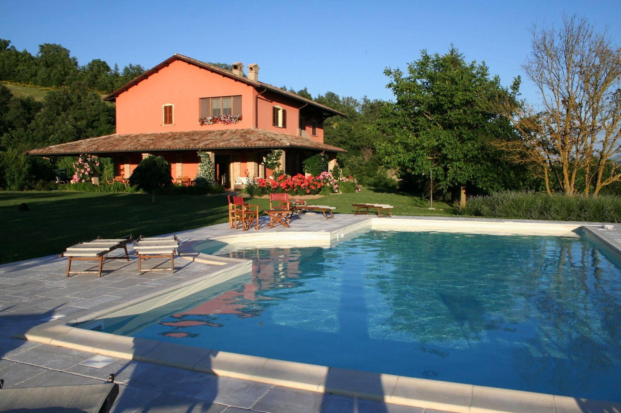 Agriturismo La Rosa Tea Βίλα Urbania Εξωτερικό φωτογραφία